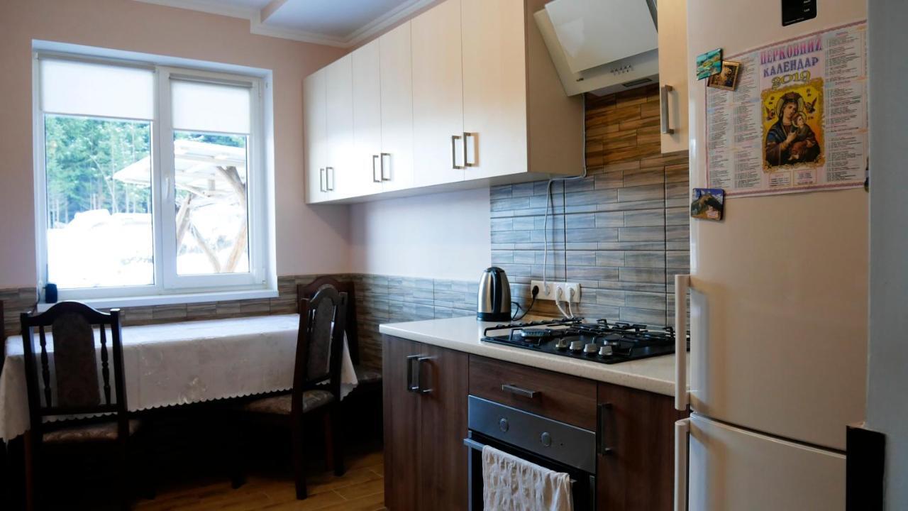 Hotel Hirska Kazka à Polyanitsa Popovichevskaya Extérieur photo