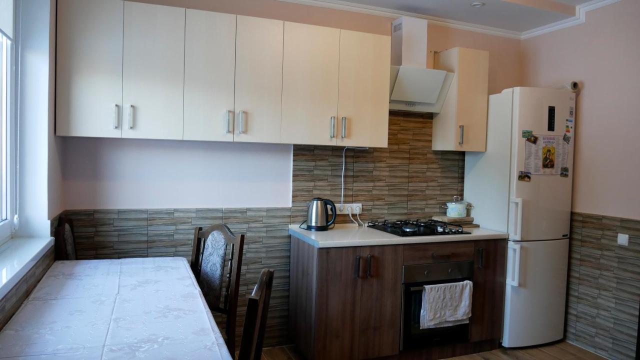 Hotel Hirska Kazka à Polyanitsa Popovichevskaya Extérieur photo
